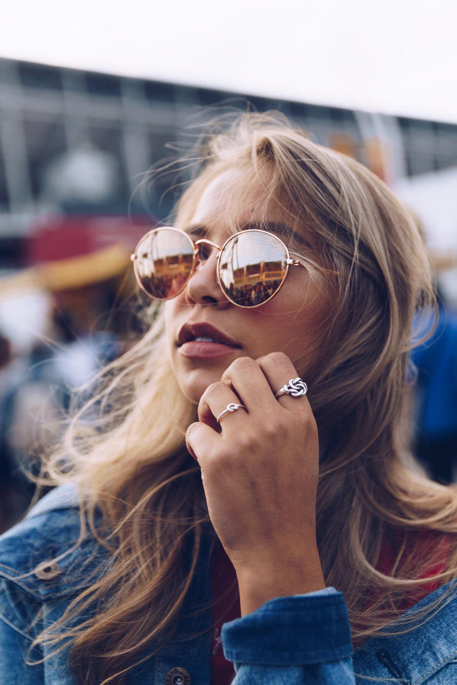 Shop the Latest Collection of Womens Polarized Sunglasses at YeahU2.com. Find a variety of trendy & quality anti-glare sunglasses from top designer.